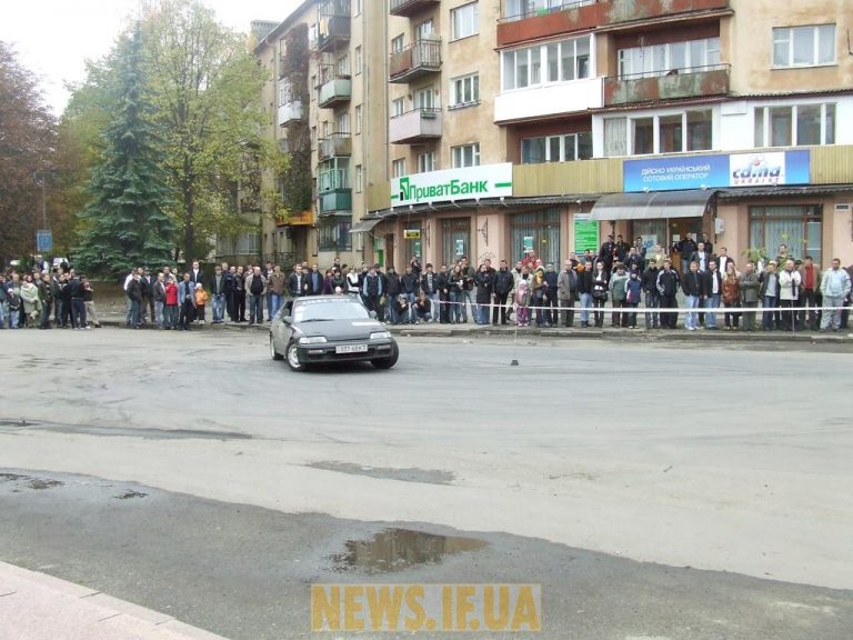 В центрі Івано-Франківська знову перекриють рух транспорту для проведення змагань