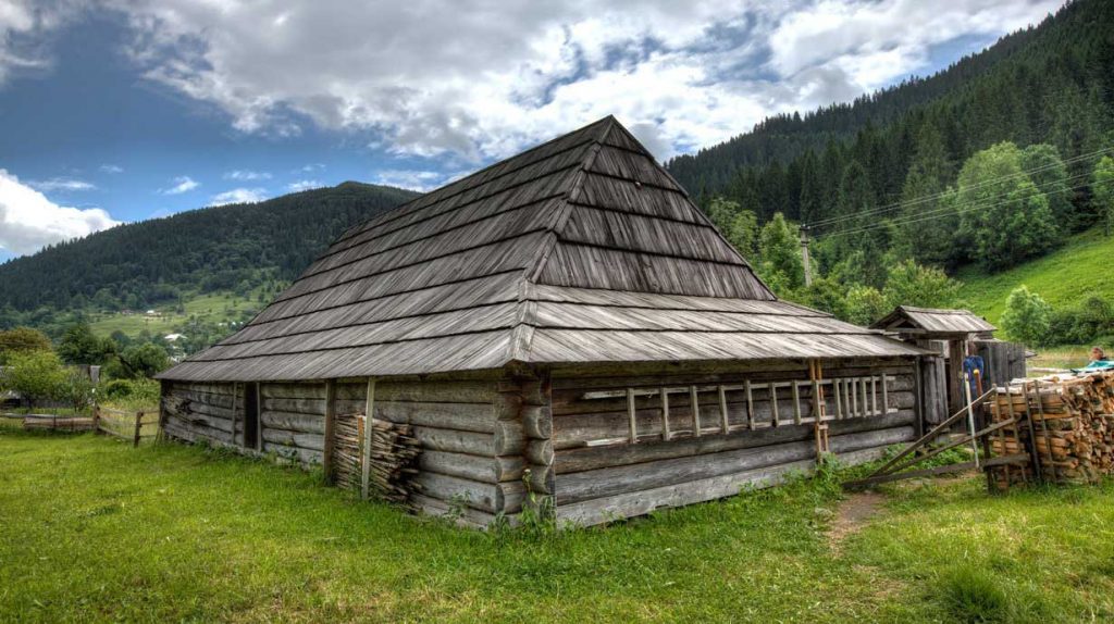 хата-ґражда