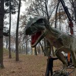 У міському парку Франківська поселився динозавр