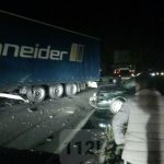 Моторошна аварія на Коломийщині: легковик врізався у вантажівку, одна людина загинула