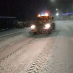 На Прикарпатті випало до 60 сантиметрів снігу - дорожники ведуть боротьбу із снігопадом: фоторепортаж