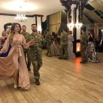Військова форма, вечірні сукні та вальс: у Івано-Франківську розпочався Бал ветеранів АТО/ООС