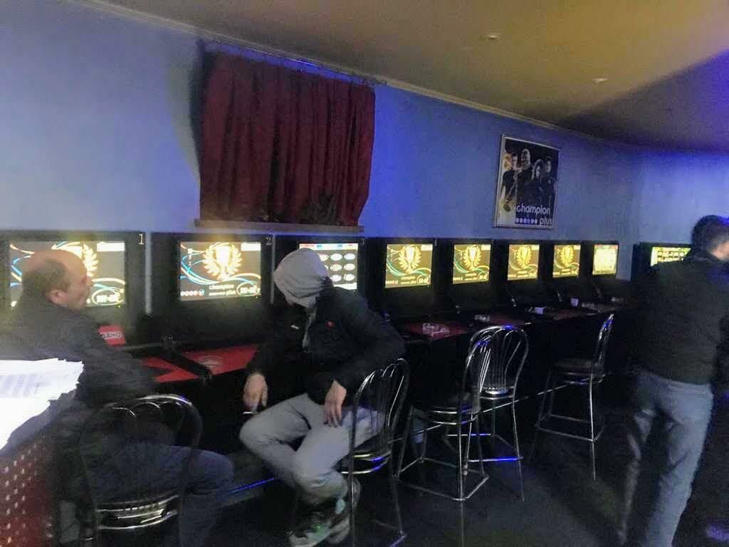 нелегальні гральні заклади