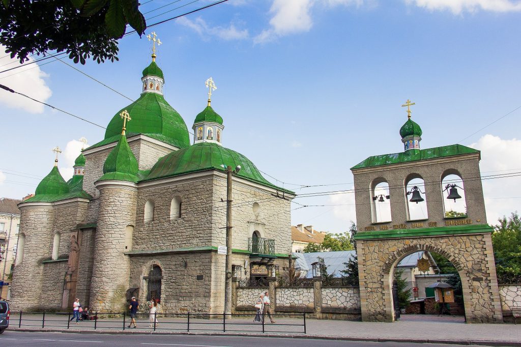 церковне майно