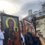 «Ми будемо молитися за нас і Україну», - у Івано-Франківську розпочався молебень за мир