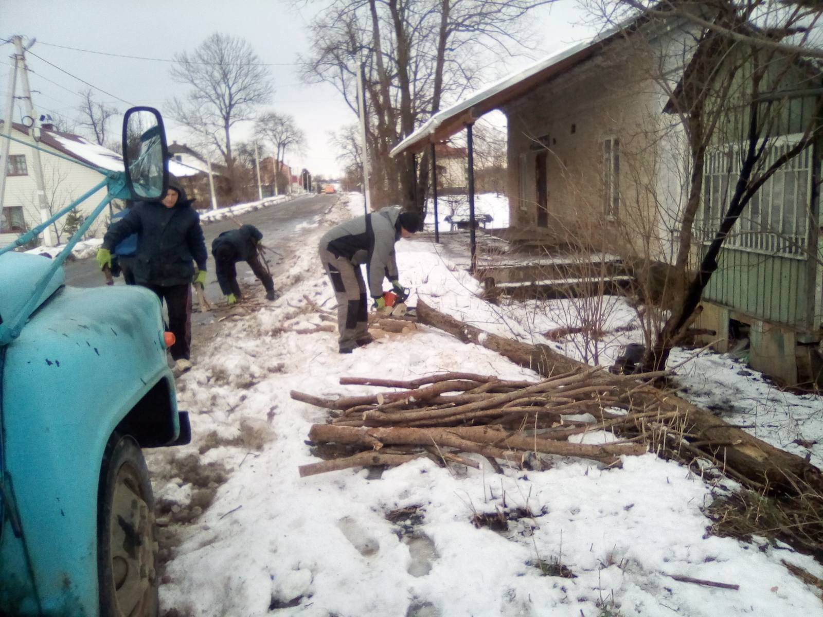Негода продовжує робити значну шкоду на Прикарпатті