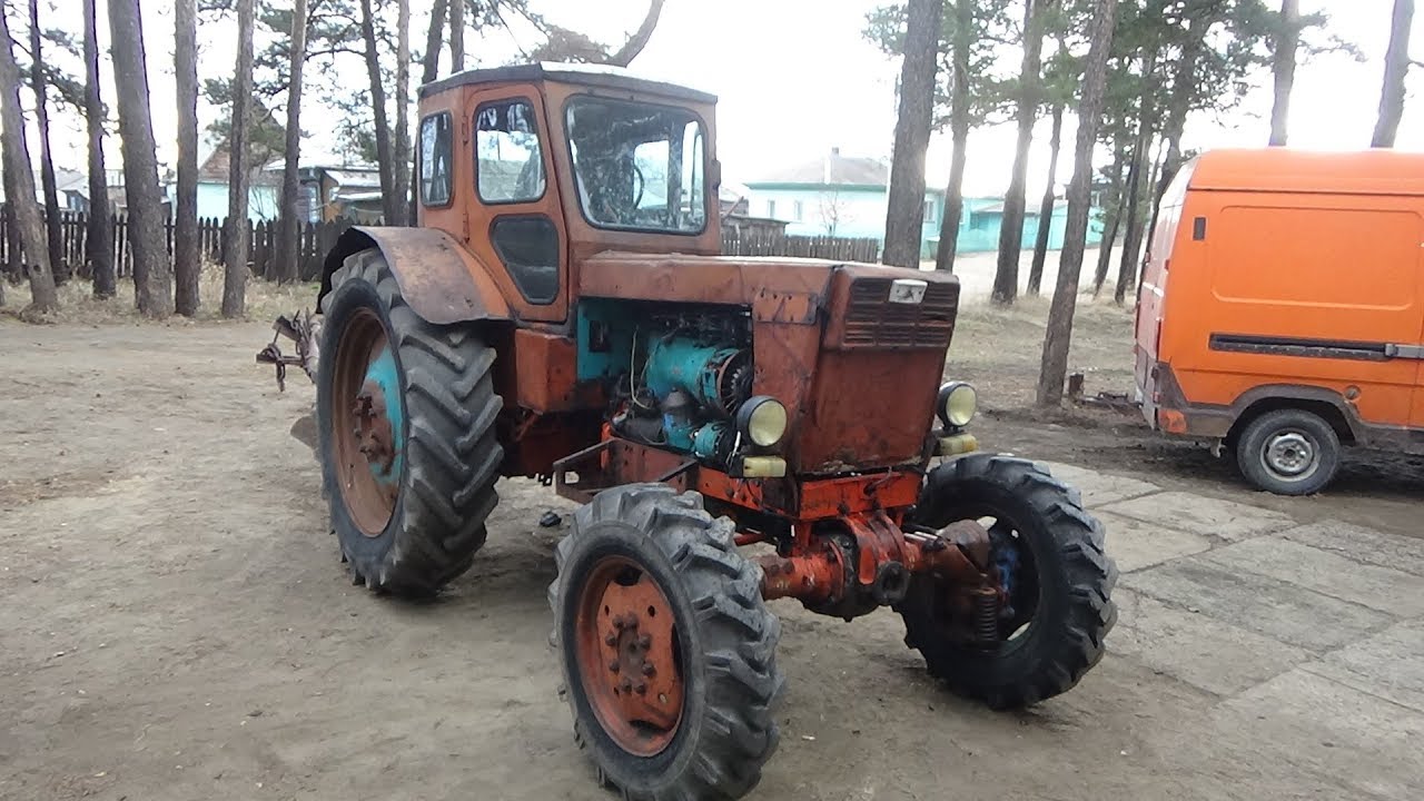 На Прикарпатті трактор розчавив пішохода