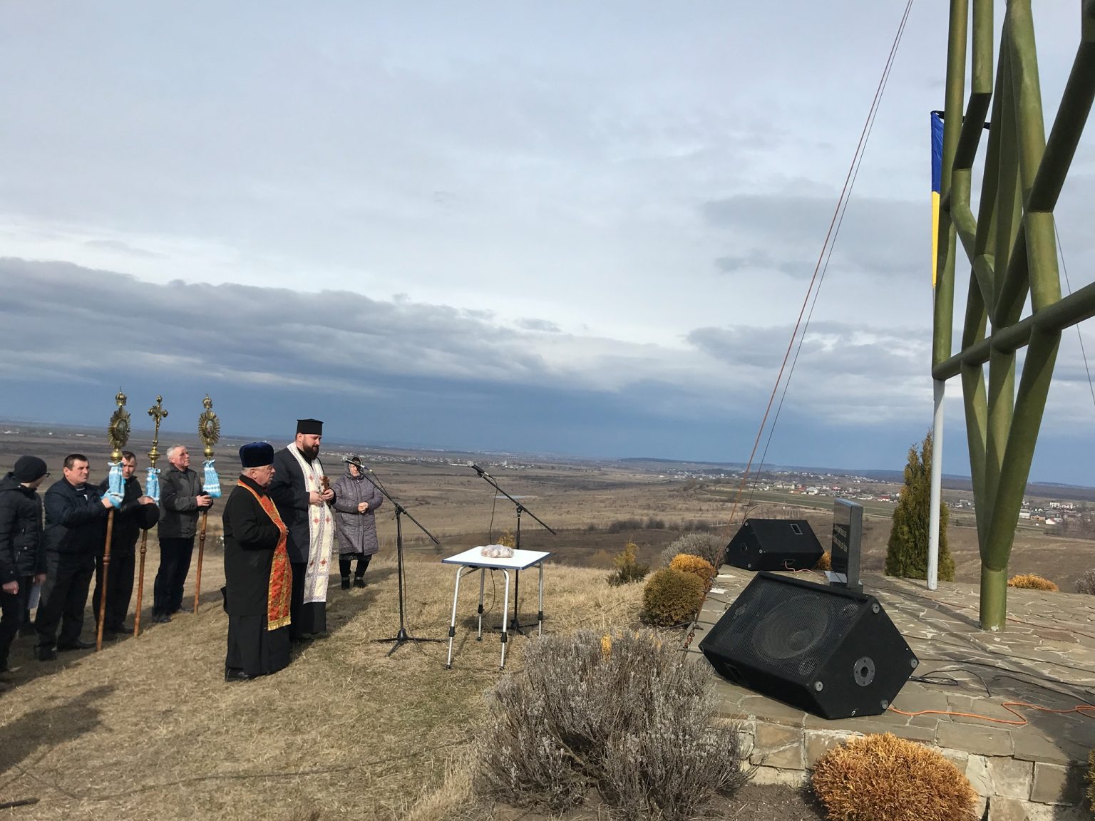 На Франківщині вшанували пам'ять Героїв Небесної Сотні та Героїв АТО