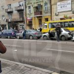 У Франківську в ДТП зіткнулося одразу чотири автомобілі: фото