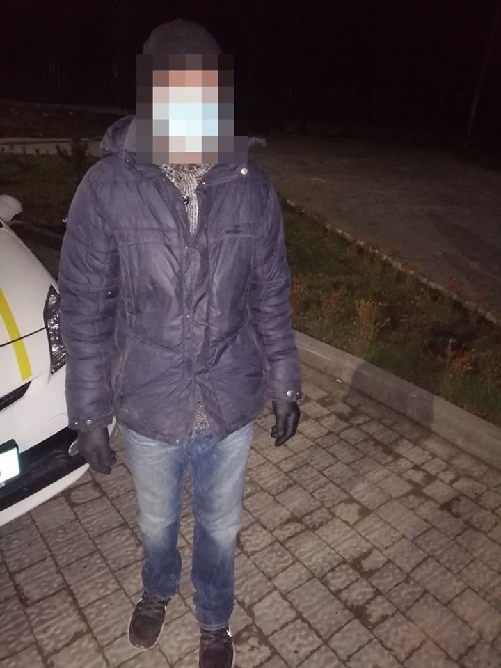 В Івано-Франківську затримали ще одного неадеквата, який нищив могили