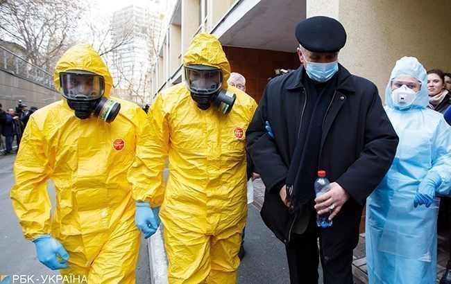Мешканця Бурштина, який повернувся з-за кордону, госпіталізували з підозрою на коронавірус