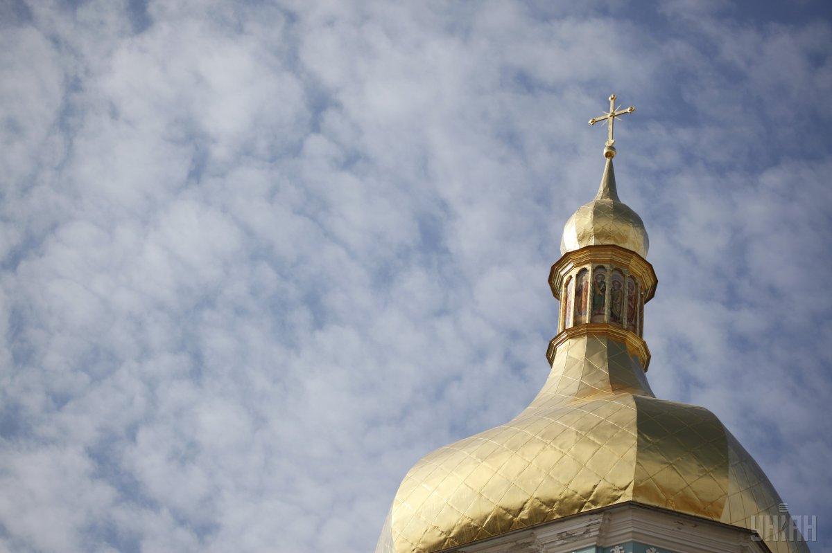 Священник влаштував бійку в храмі. Відео