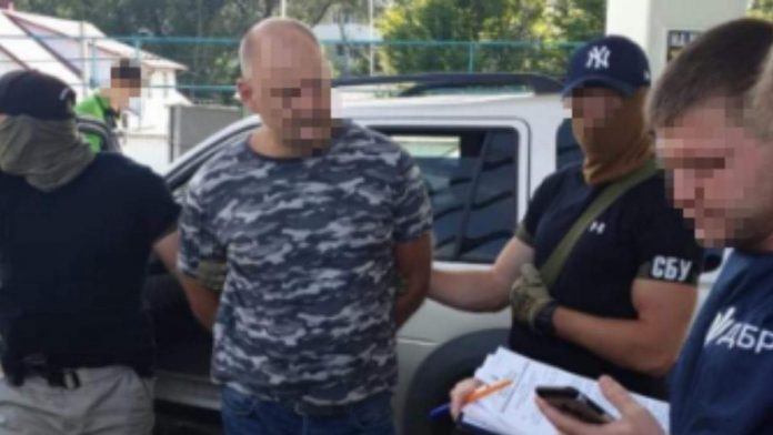 Військова прокуратура змінила кваліфікацію обвинувачення начальнику митного поста 