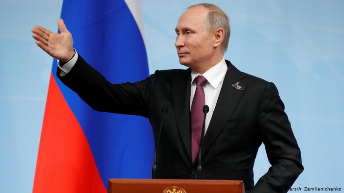 Путін вкотре став посміховиськом в мережі. Відео