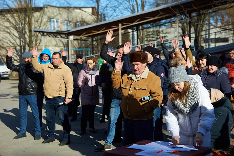 Сільські містяни. Як люди просяться до Івано-Франківська та що їм світить