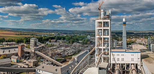 Неподалік прикарпатського підприємства-гіганта виявили небезпечну знахідку