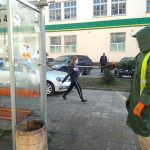 Франківські комунальники проводять дезінфекцію зупинок громадського транспорту: фоторепортаж