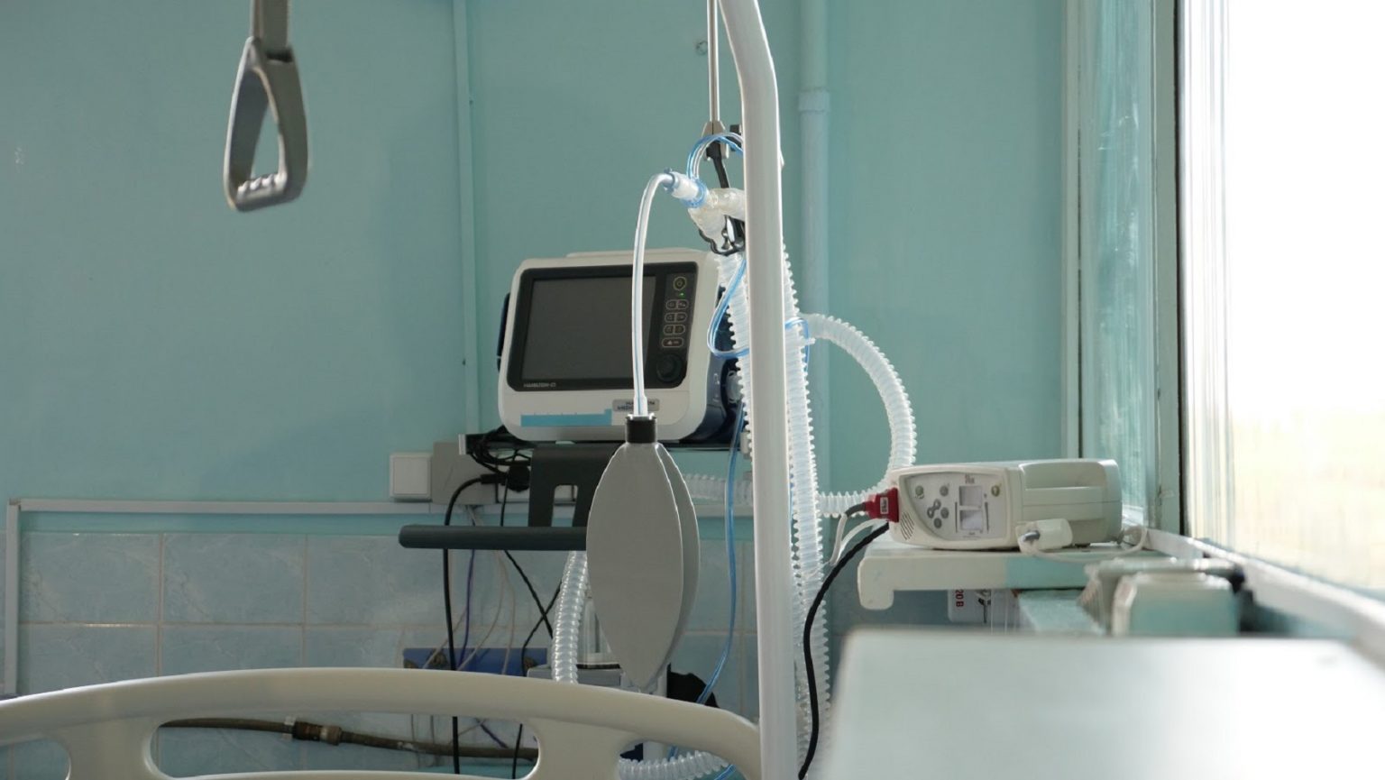 Франківська катедра УГКЦ передасть франківським медикам апарат штучної вентиляції легень