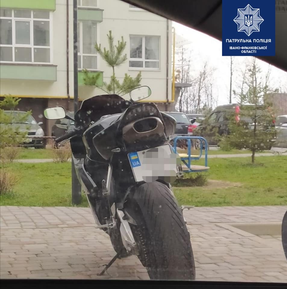 Франківські патрульні виявили мотоцикли, які перебувають у розшуку