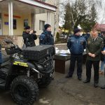 Прикарпатські нацгвардійці показали своє озброєння та спецтехніку: фоторепортаж