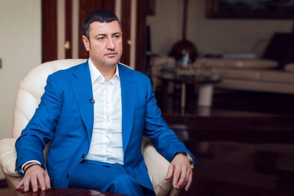 Скандальний прикарпатський олігарх Олег Бахматюк вкотре просить реструктурувати борги своїх збанкрутілих банків