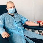 Прикарпатські поліціянти стали донорами крові: фотофакт