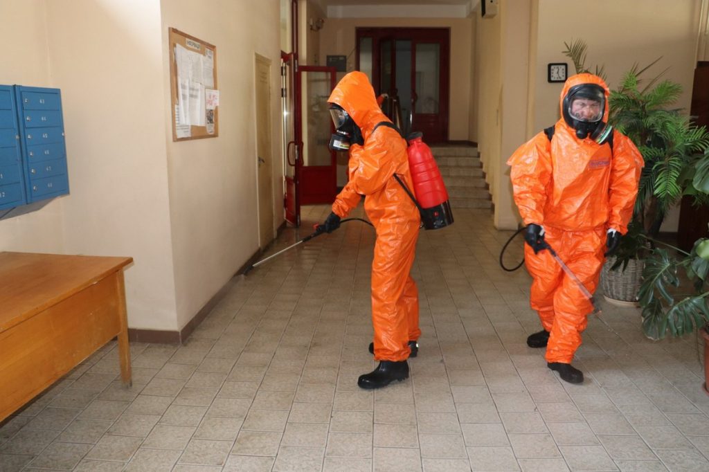 Прикарпатські рятувальники продовжують роботи із дезінфекції