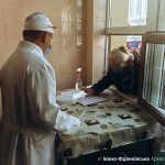 Франківський Карітас продовжує забезпечувати гарячими обідами потребуючих: фоторепортаж