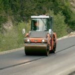 На Прикарпатті триває капітальний ремонт автодороги: фото