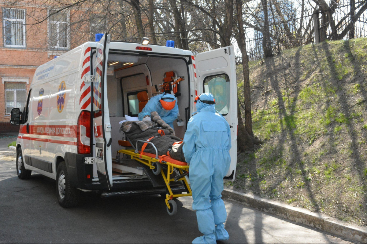 За добу ще 16 франківців потрапили до лікарні з підозрою на COVID-19