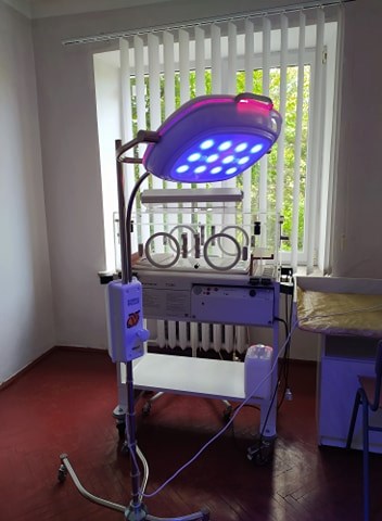 Обласна дитяча лікарня отримала коштовне обладнання для лікування немовлят: фото