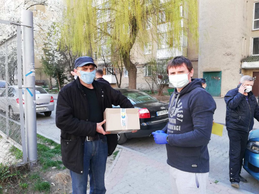 Команда ЄС і Фонд Порошенка витратили на боротьбу з COVID-19 та підтримку малозабезпечених у Франківській області понад 4 млн гривень