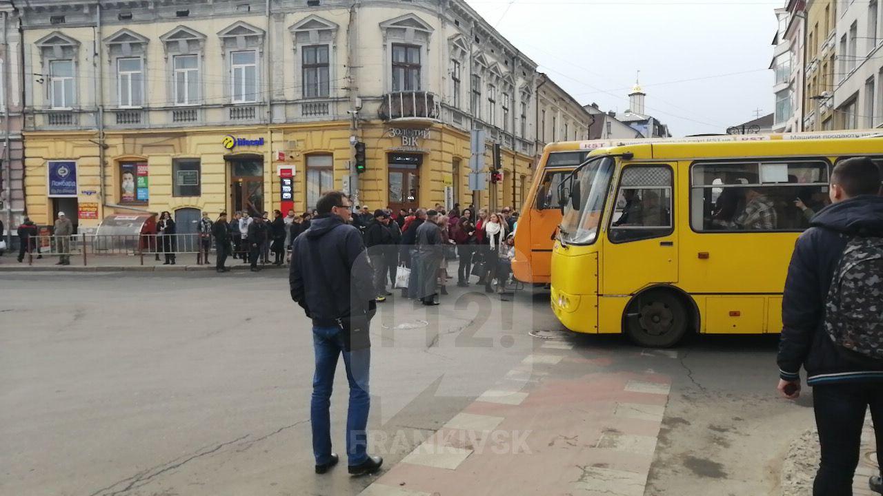 Екологи назвали сім найбільш забруднених франківських вулиць