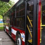 До Івано-Франківська прибули чотири нових автобуси, які запустять вулицею Хоткевича: фотофакт