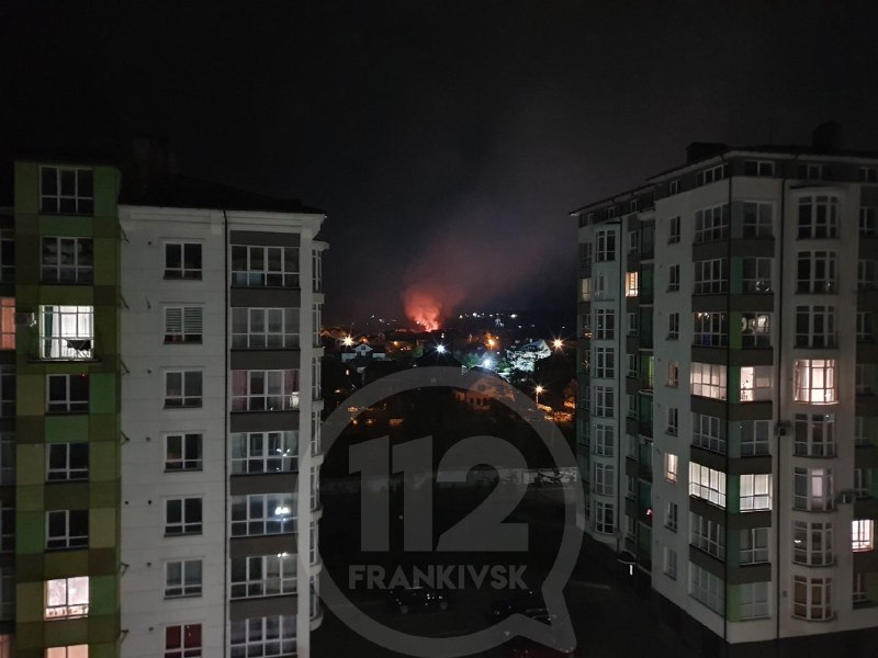 В передмісті Івано-Франківська уночі горів новозбудований особняк