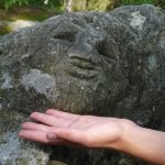 Невідомі вандали збили рельєфне зображення обличчя, яке було висічене на одному із Гарбузівських каменях
