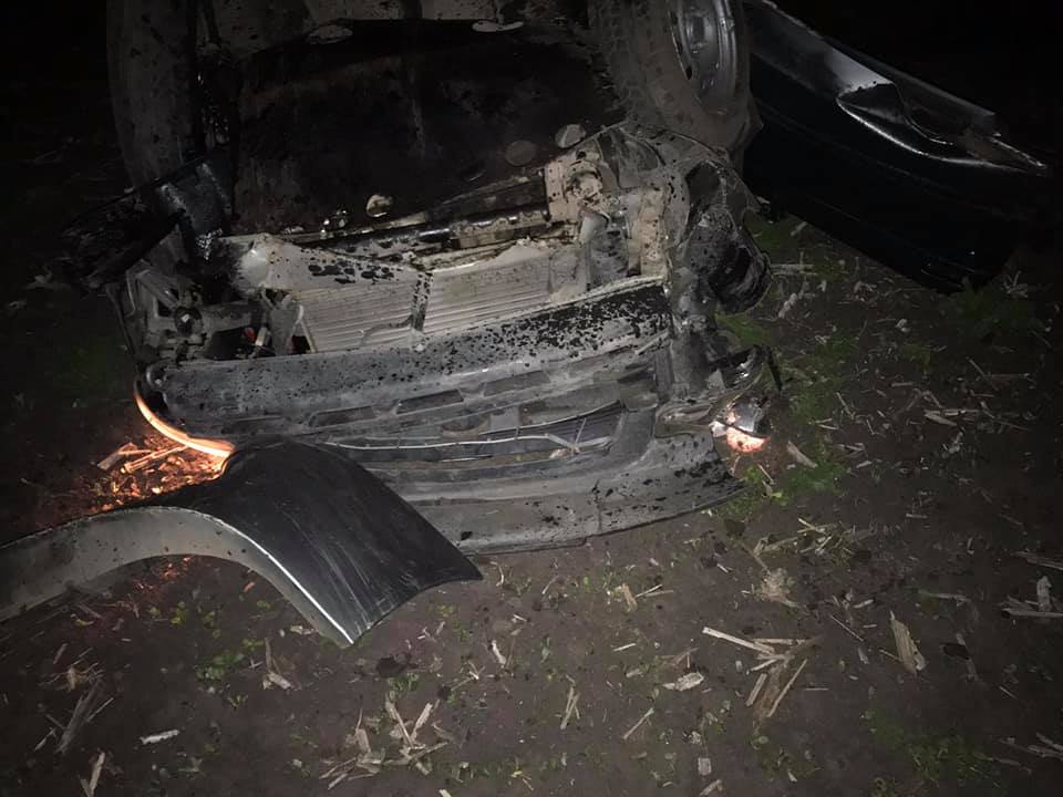 Карколомна ДТП на Прикарпатті: авто на швидкості влетіло у кювет та перекинулось на дах - водій загинув на місці