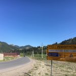 На Прикарпатті ремонтують ділянки дороги "Криворівня-Чернівці": фотофакт