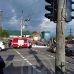 У Івано-Франківську масштабна ДТП - від сильного удару автомобіль опинився на даху: фото, відео