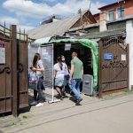 Як у час карантину працює центральний речовий ринок у Івано-Франківську: фоторепортаж