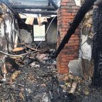 На Снятинщині чоловік після сварки спалив хату своєї співмешканки: фото