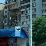 У київській багатоповерхівці стався потужний вибух, є загиблі та потерпілі: фоторепортаж