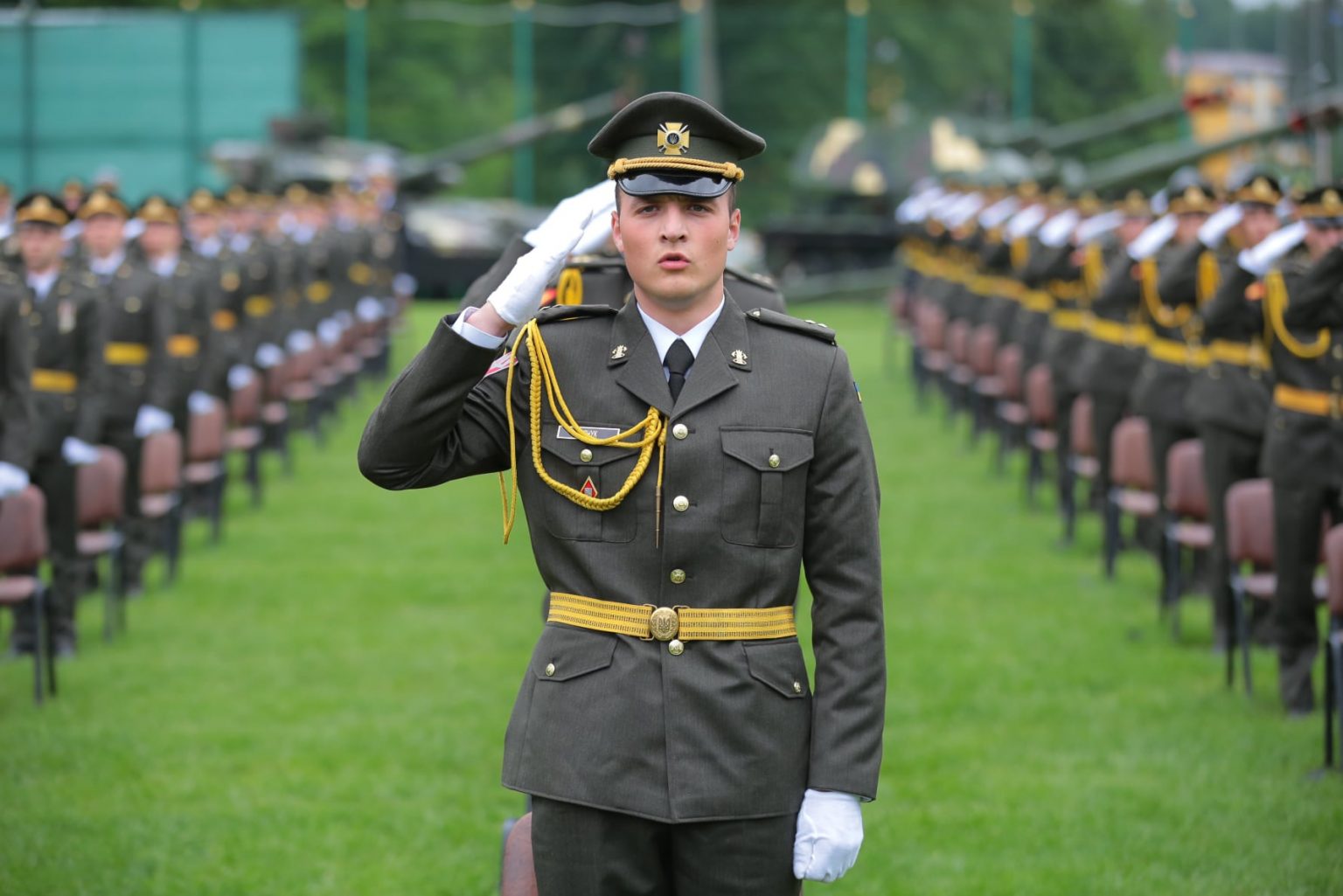 Львівська академія сухопутних військ випустила 650 лейтенантів: фото, відео