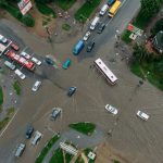 Івано-Франківськ зупинився у водяному заторі: фоторепортаж