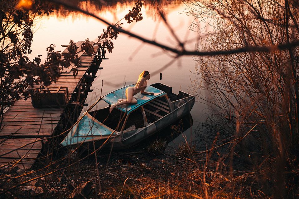 Еротичний світанок від відомого франківського фотографа у стилі ню: фото 16+