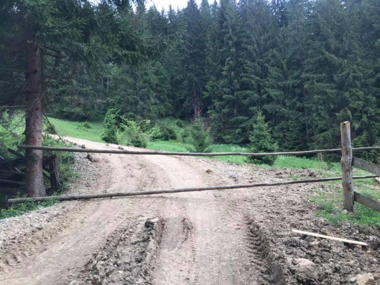 Через неадекватних п'яних туристів, Гобітхіл наразі припинив приймати відвідувачів