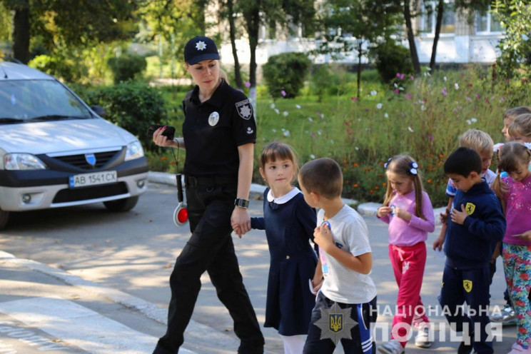 Поліція нагадує прикарпатцям правила безпеки дітей на дорогах під час літніх канікул