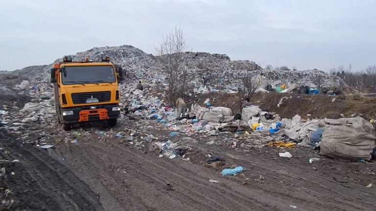 Майже третина сміття на сміттєзвалищі у Рибному не з Франківської ОТГ