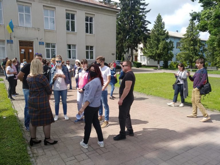 Підприємці Городенківщини протестують через закриття закладів харчування