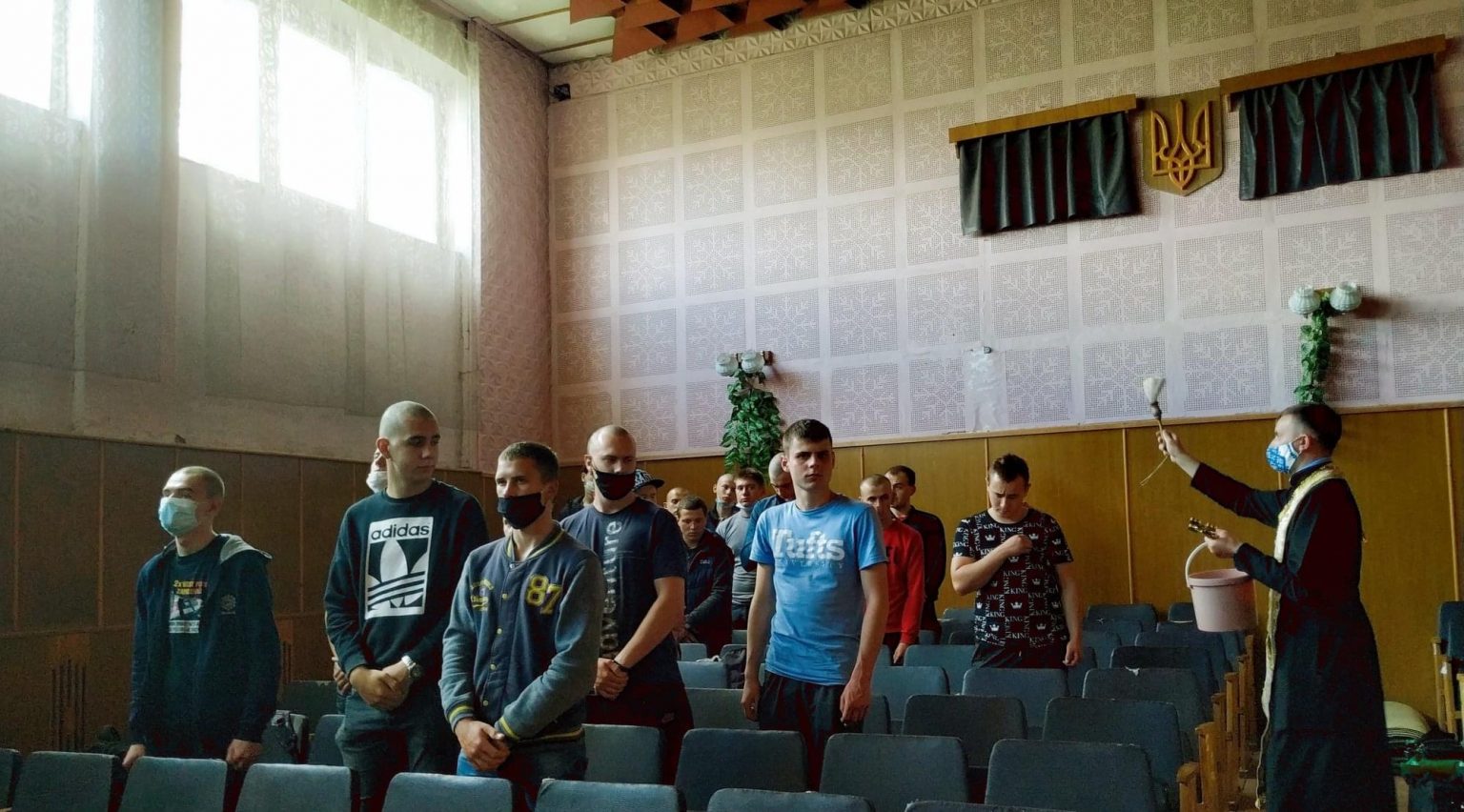 70 прикарпатських юнаків відправились на строкову службу в ЗСУ